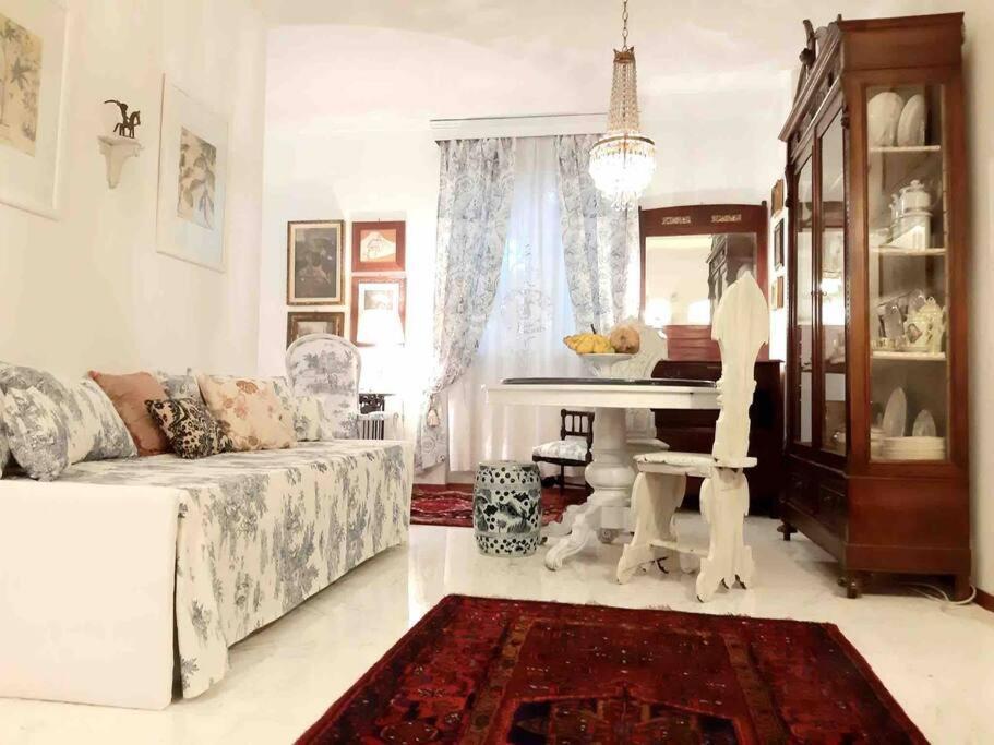 La Villa Bianca - Appartamento In Villa Sesto Fiorentino Exterior foto